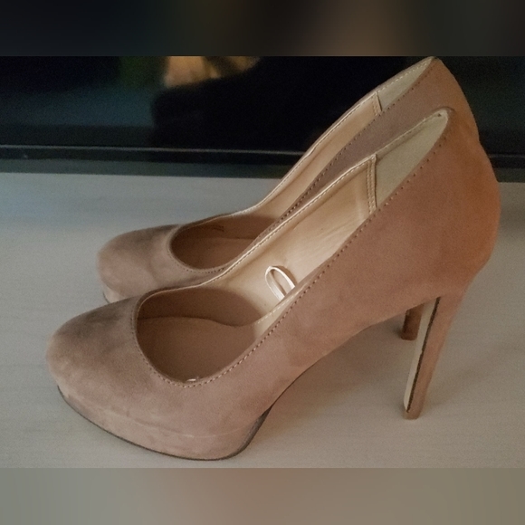Tan Suede Heels - Picture 3 of 4